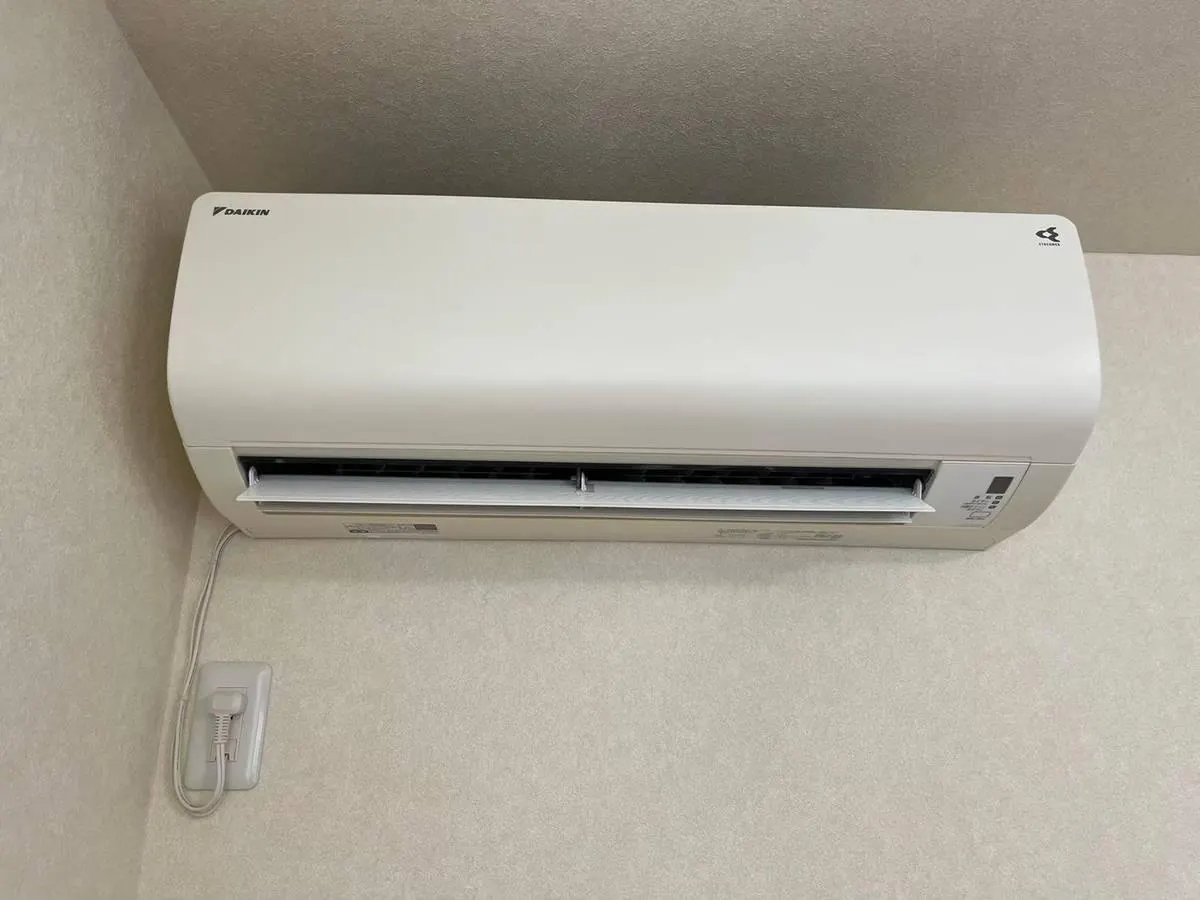 壁掛けエアコン